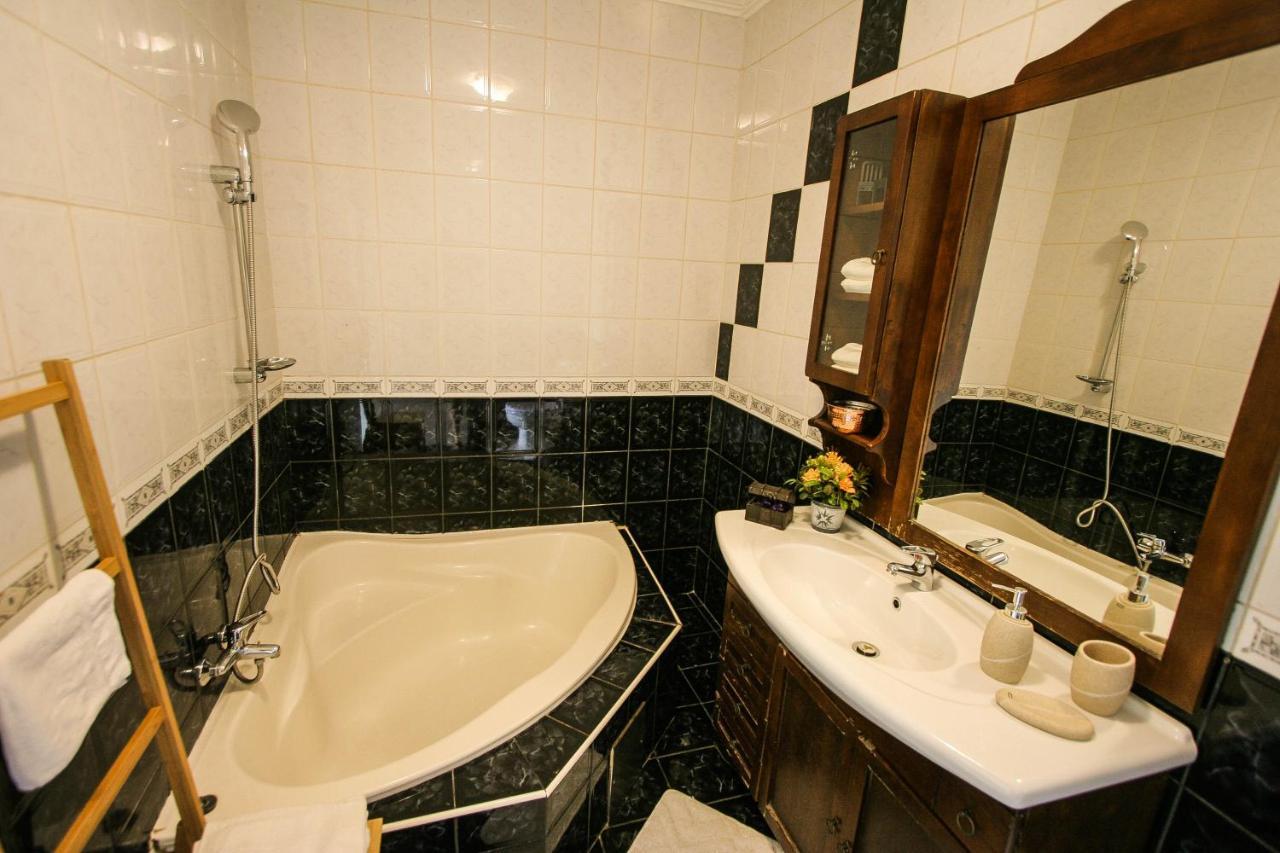 Apartman Iva Krasica  ภายนอก รูปภาพ