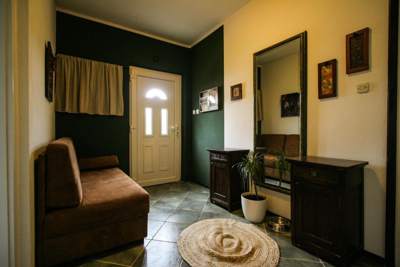 Apartman Iva Krasica  ภายนอก รูปภาพ